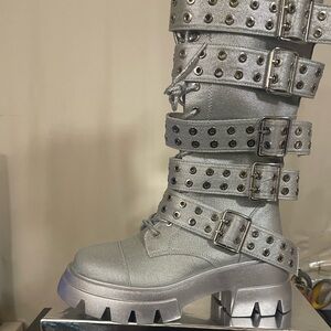 AKIRA MANSI Silver Buckle Combat Boots for Women Size 8.5